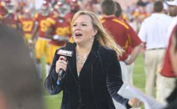 Holly Rowe